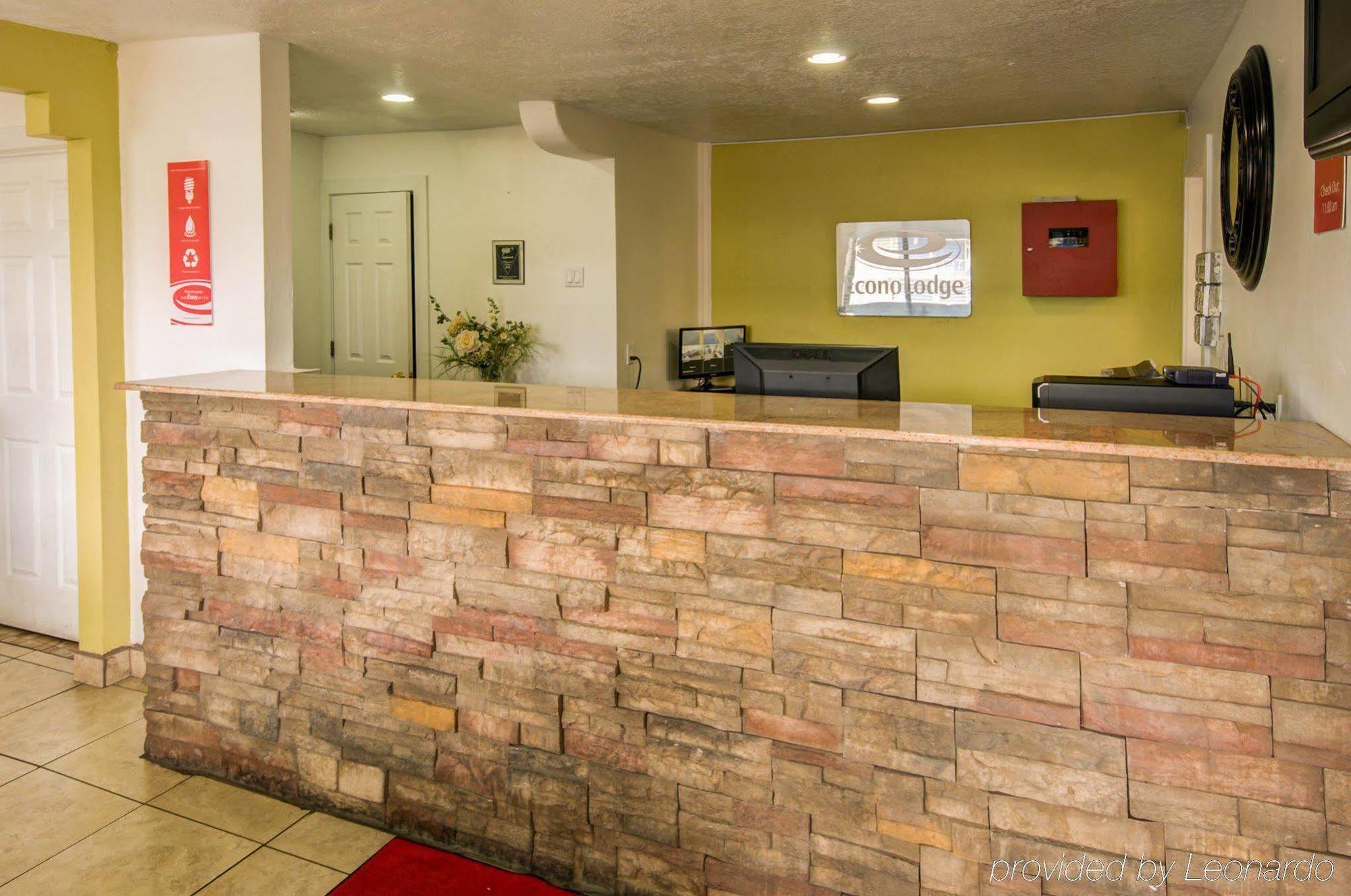 Econo Lodge East Albuquerque Exteriör bild